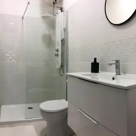 Panoramic Views A 2 Bedroom Apartment Διαμέρισμα